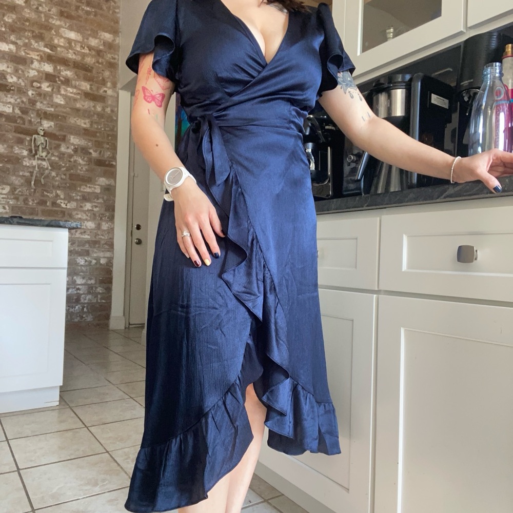 Francesca's Collections Navy Flowy Dress